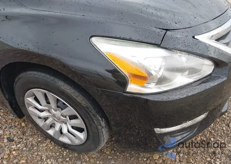 2015 Nissan Altima 2.5 S z USA, uszkodzony, nr VIN 1N4AL3AP8FC572620